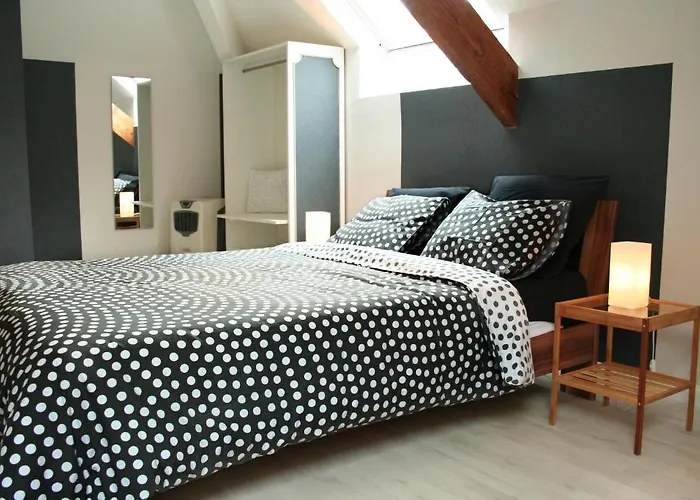 Alojamento de Acomodação e Pequeno-almoço La Source Fleurie 3*